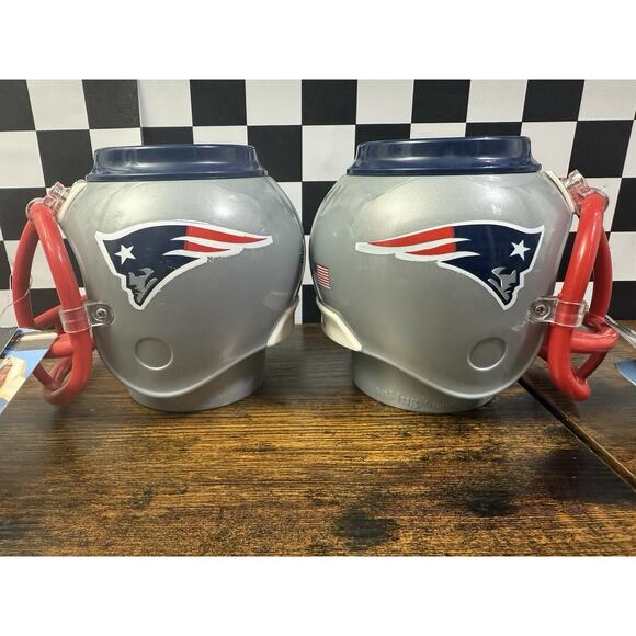 New England Patriots NFL Mini FanMug 13.5oz Drink Helmet Removable Cup Set - Picture 2 of 9